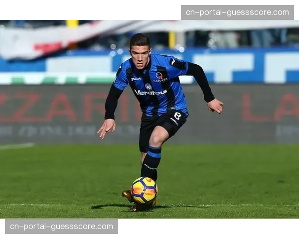 传闻曼联有意在今夏引进勒沃库森后卫因卡皮耶 传闻曼联有意在今夏引进勒沃库森后卫因卡皮耶